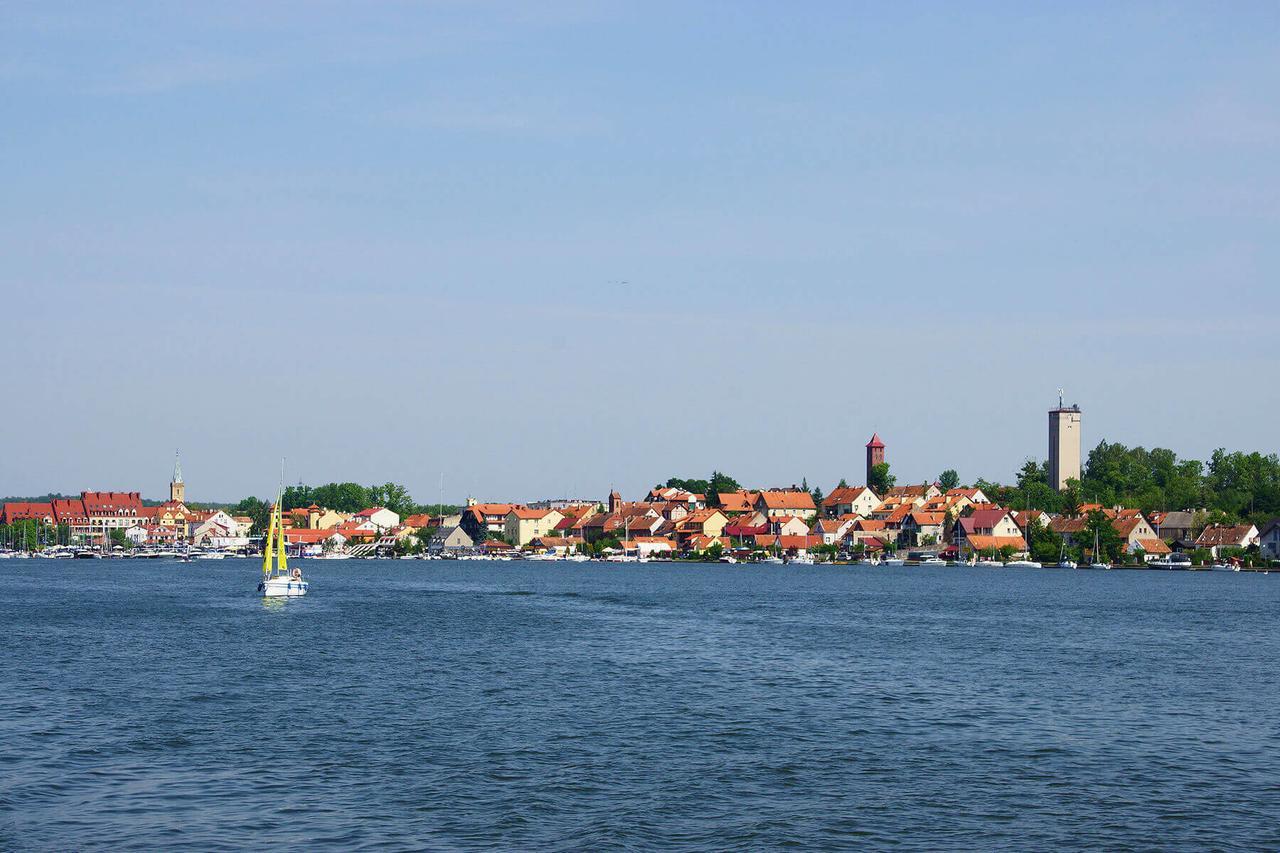 Willa Tabu - Mikolajki Centrum Bagian luar foto